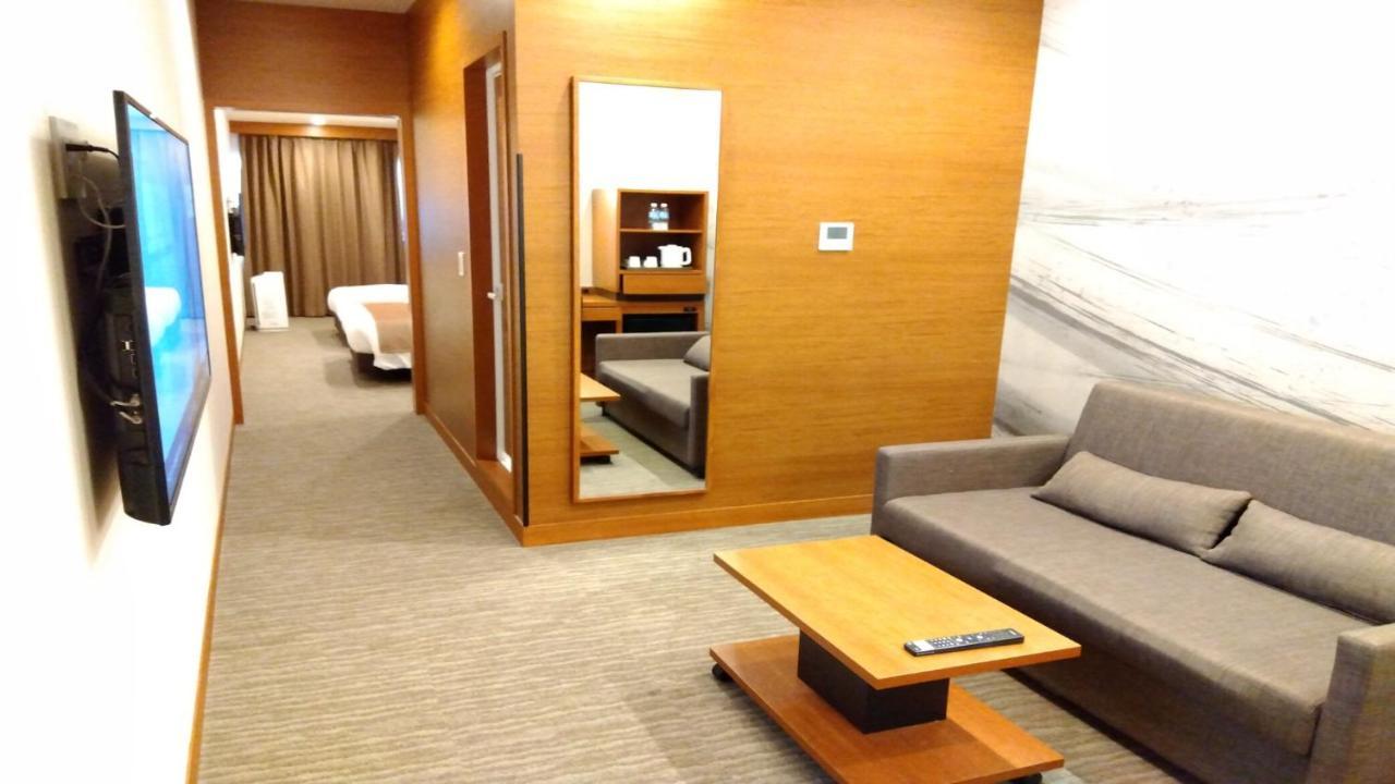 Odysis Suites Osaka Airport Hotel Izumisano Eksteriør bilde